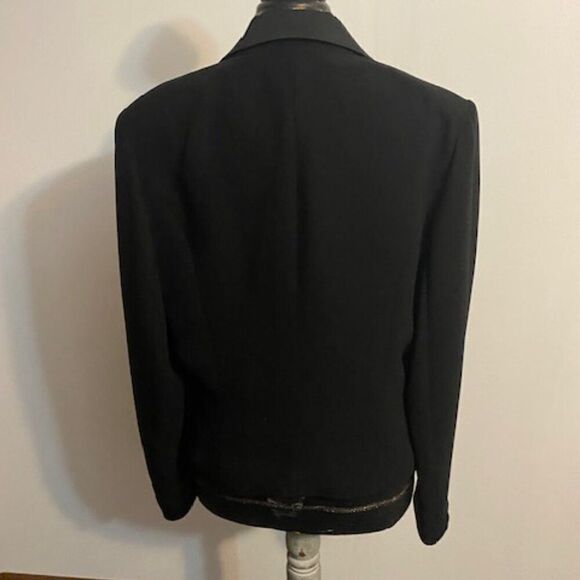 Erica Hannah Black Blazer 1 button with Satin collar and lapel, size 16 - Picture 3 of 5